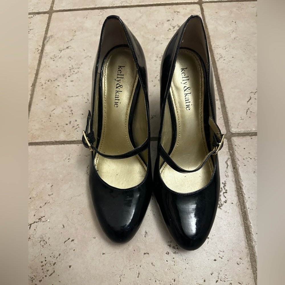Kelly & Katie Black Patent Heels